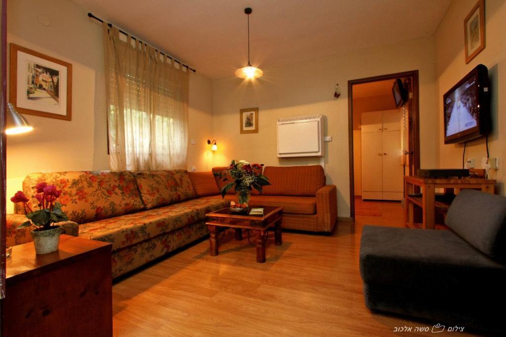 Golan Rooms At Sagi Family Country Lodging Ramot Extérieur photo